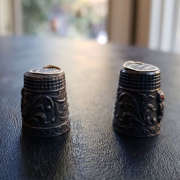 Metal Owl Thimbles - Picture 4 of 6